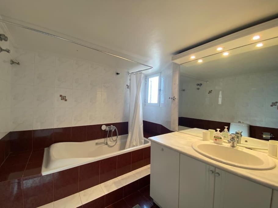 2-Bedroom Apartment In Athina 아테네 외부 사진